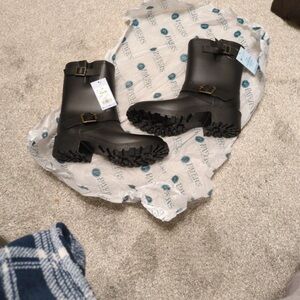 Elegant Black Heeled Boots with Buckle by Frye